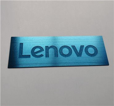 नक़्क़ाशीदार एल्यूमिनियम प्लेट स्टिकर